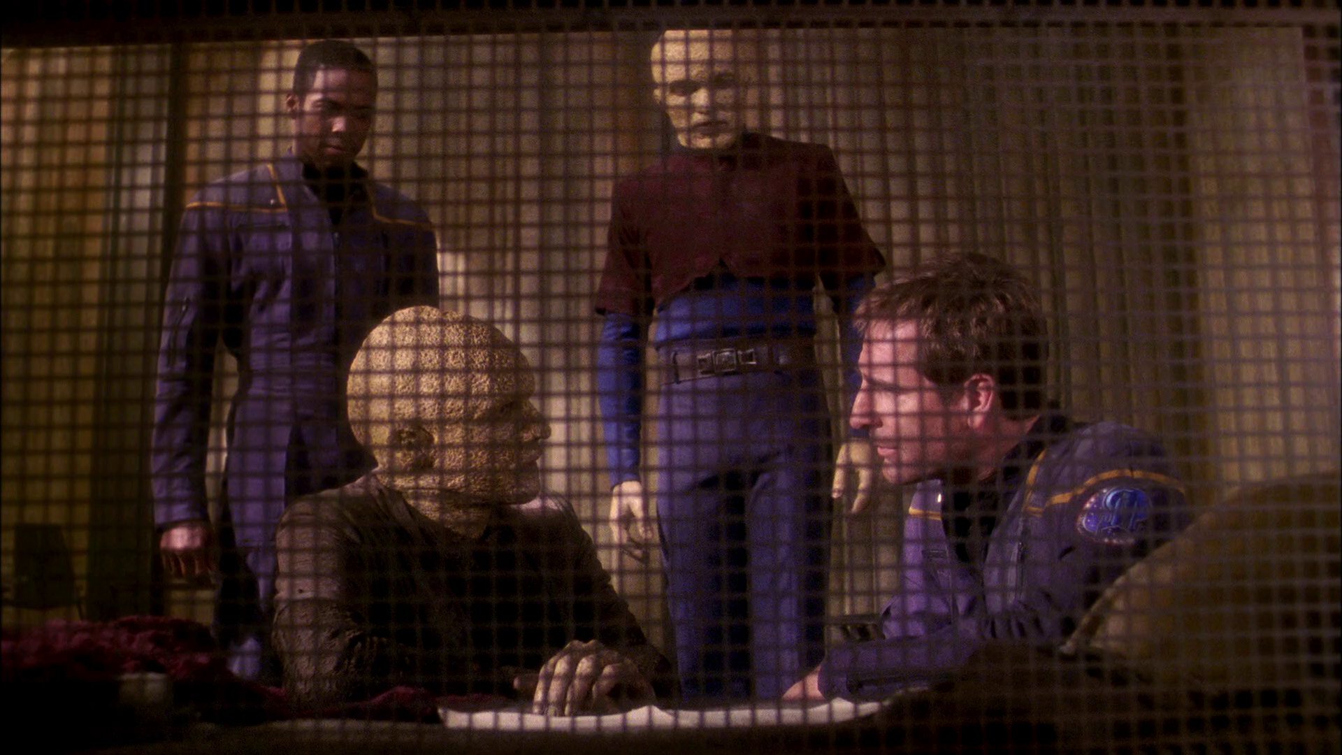extant_StarTrek_ENT_1x21-Detained_2522.jpg