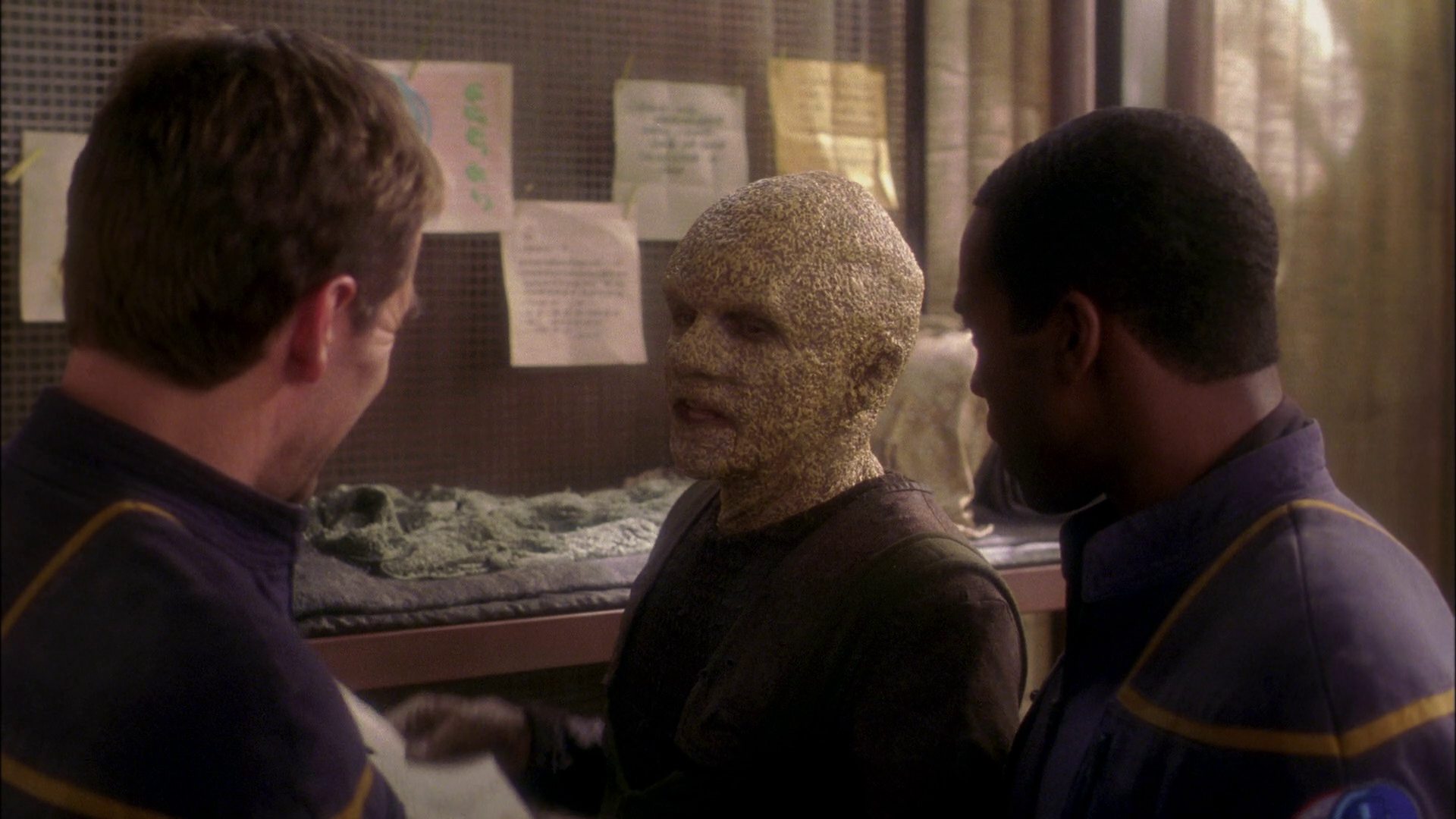 extant_StarTrek_ENT_1x21-Detained_2604.jpg