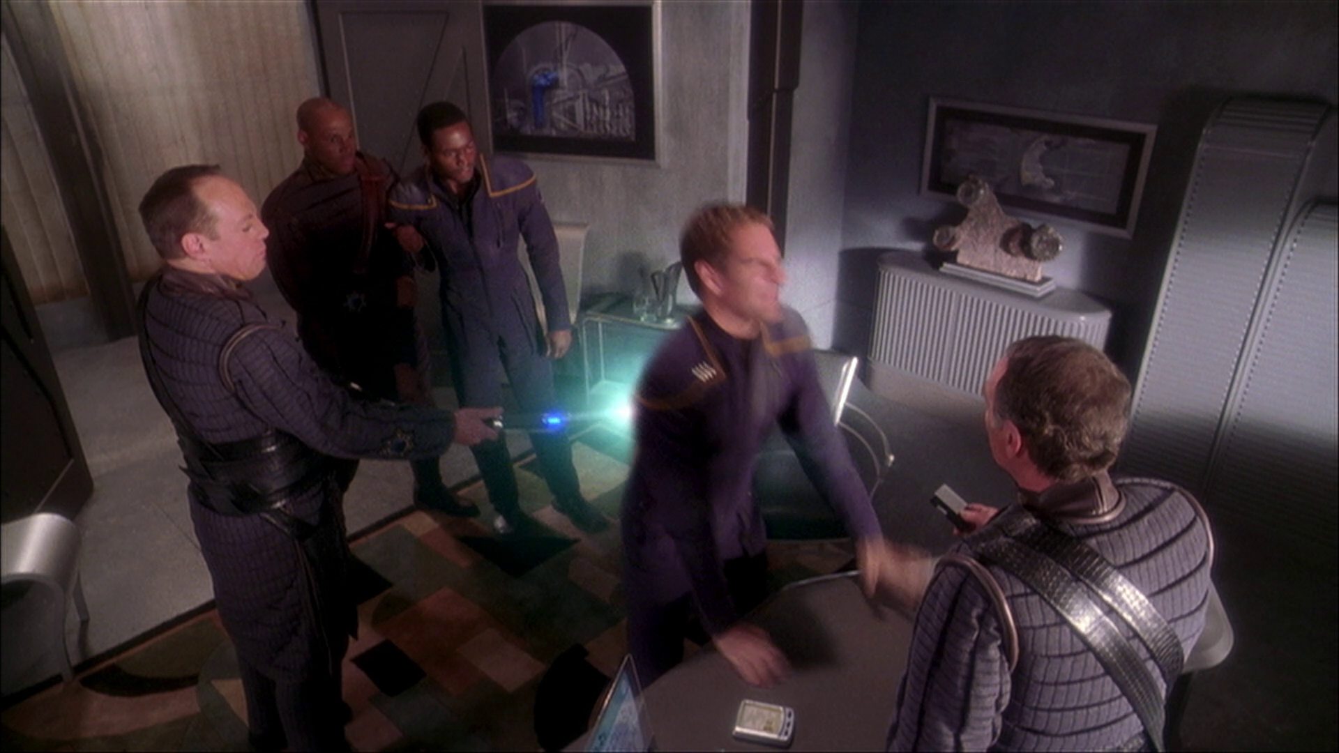 extant_StarTrek_ENT_1x21-Detained_2708.jpg