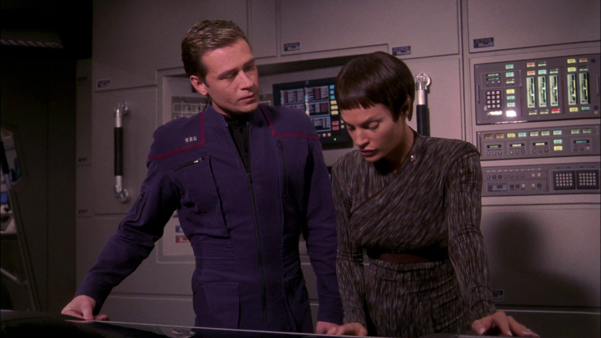 extant_StarTrek_ENT_1x21-Detained_2754.jpg