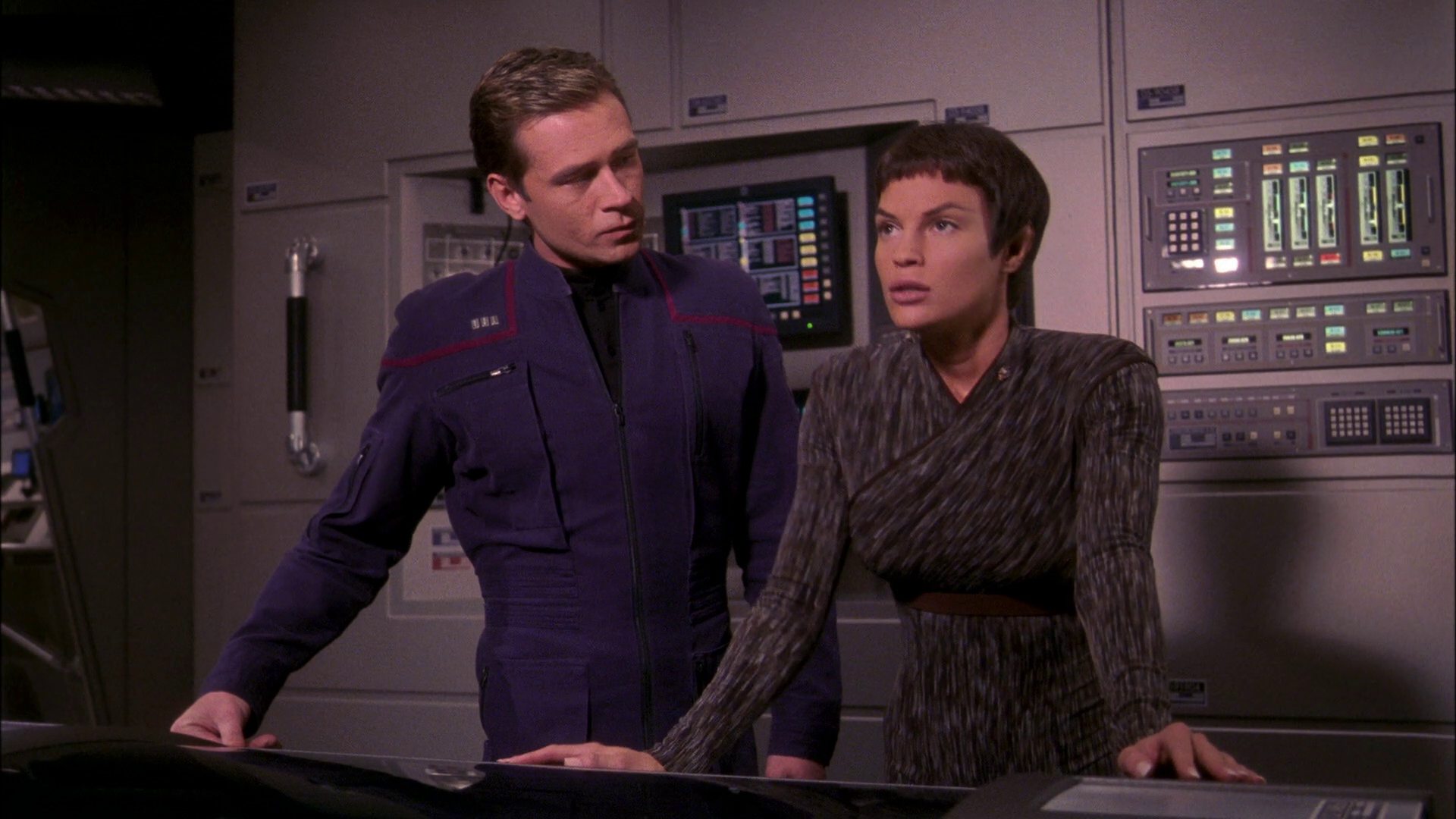 extant_StarTrek_ENT_1x21-Detained_2755.jpg