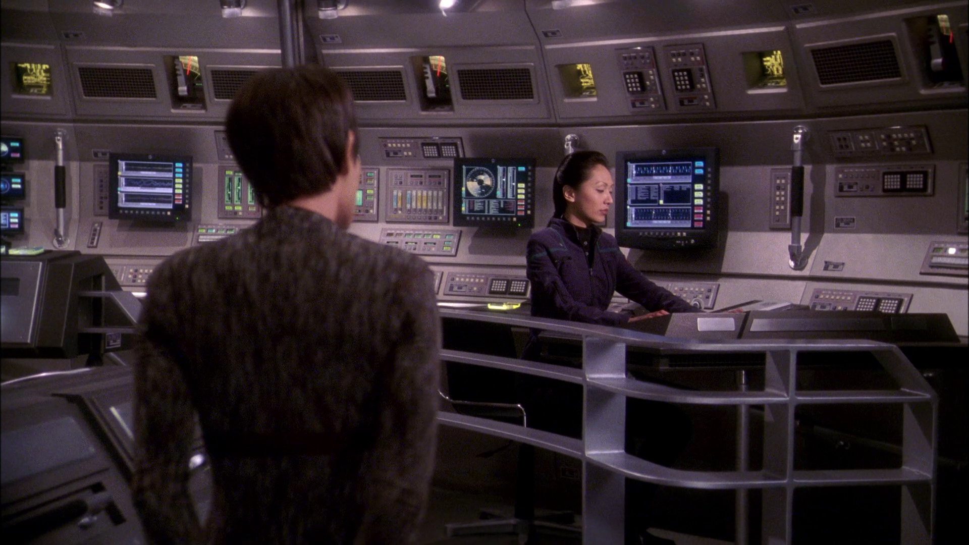 extant_StarTrek_ENT_1x21-Detained_2976.jpg