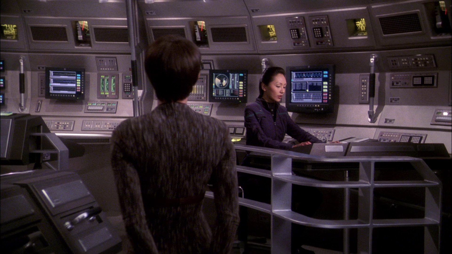 extant_StarTrek_ENT_1x21-Detained_2977.jpg