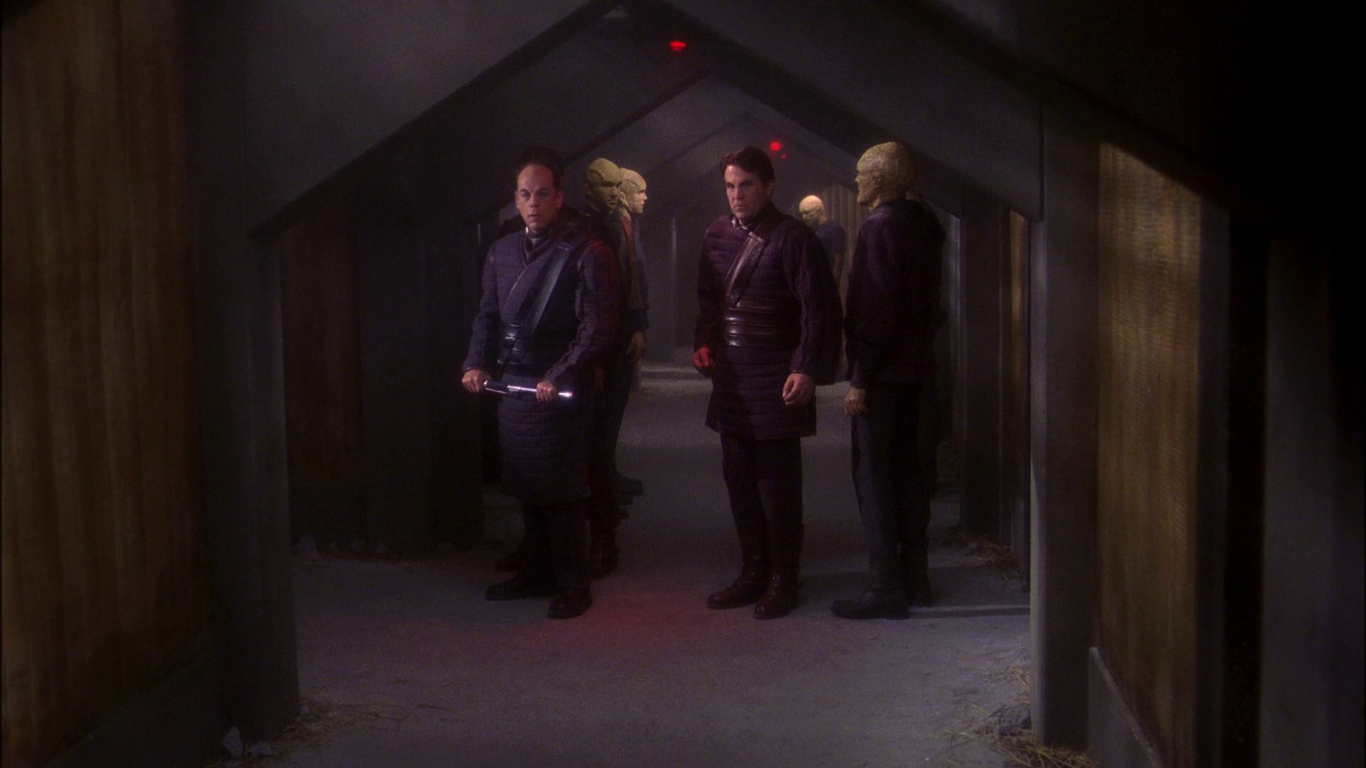 extant_StarTrek_ENT_1x21-Detained_3364.jpg