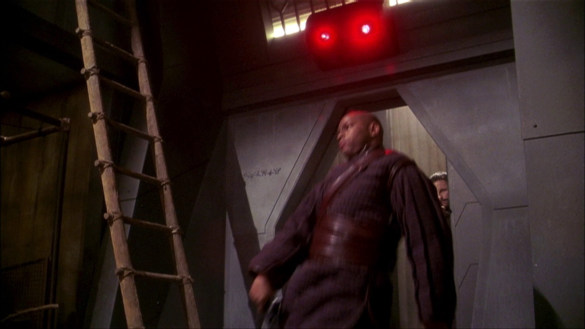 extant_StarTrek_ENT_1x21-Detained_3426.jpg