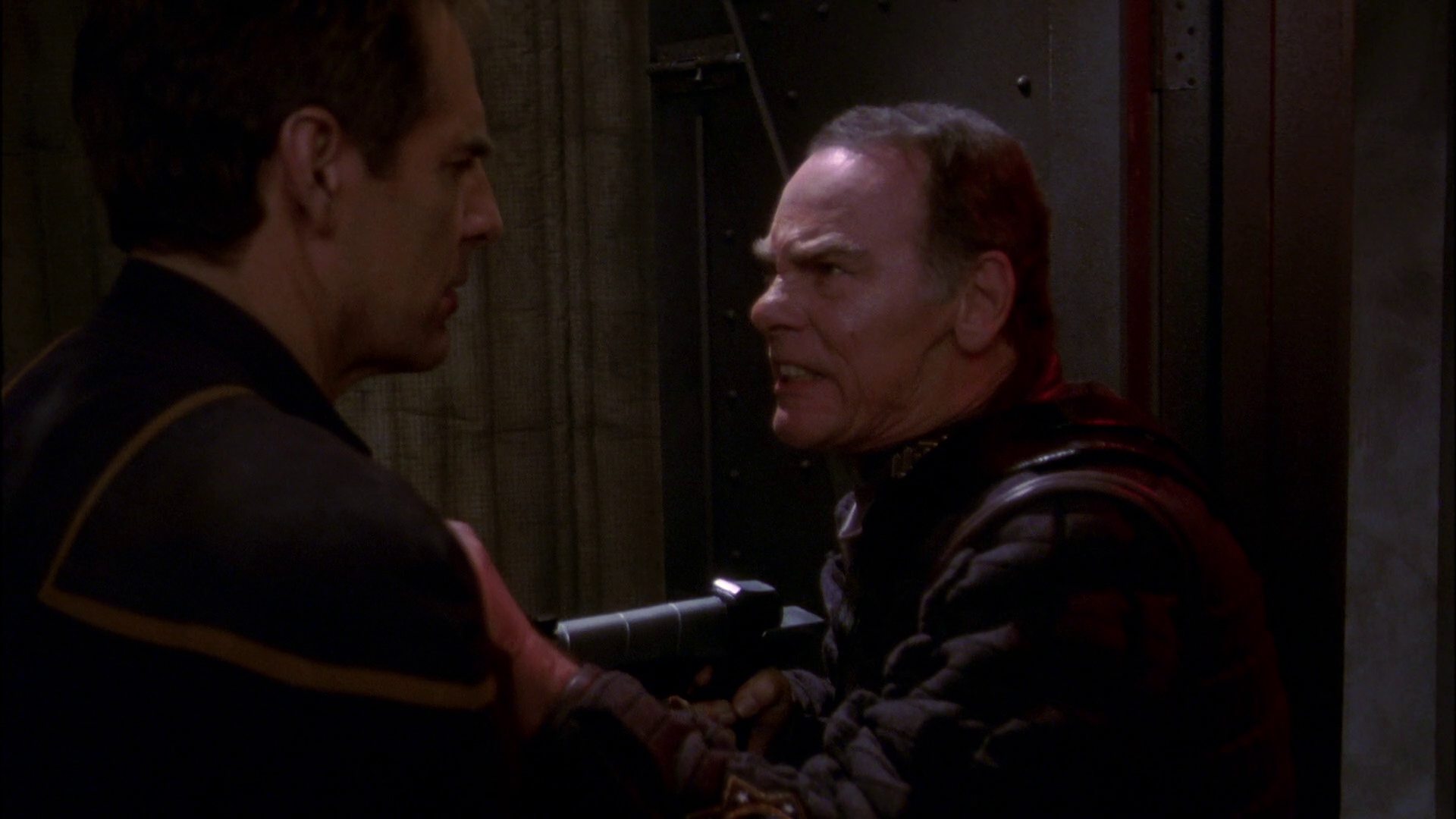 extant_StarTrek_ENT_1x21-Detained_3477.jpg