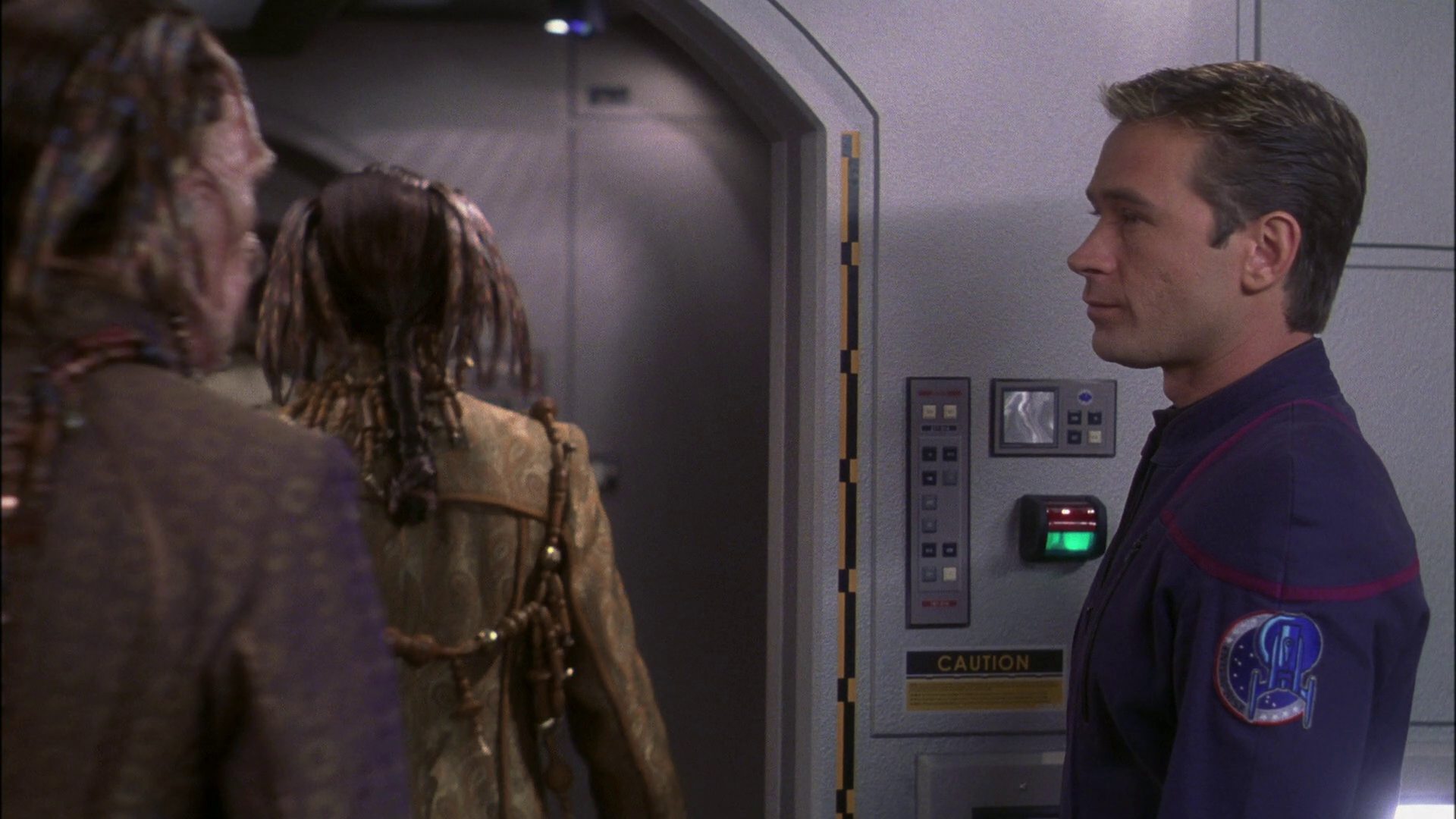 extant_StarTrek_ENT_1x22-VoxSola_0109.jpg