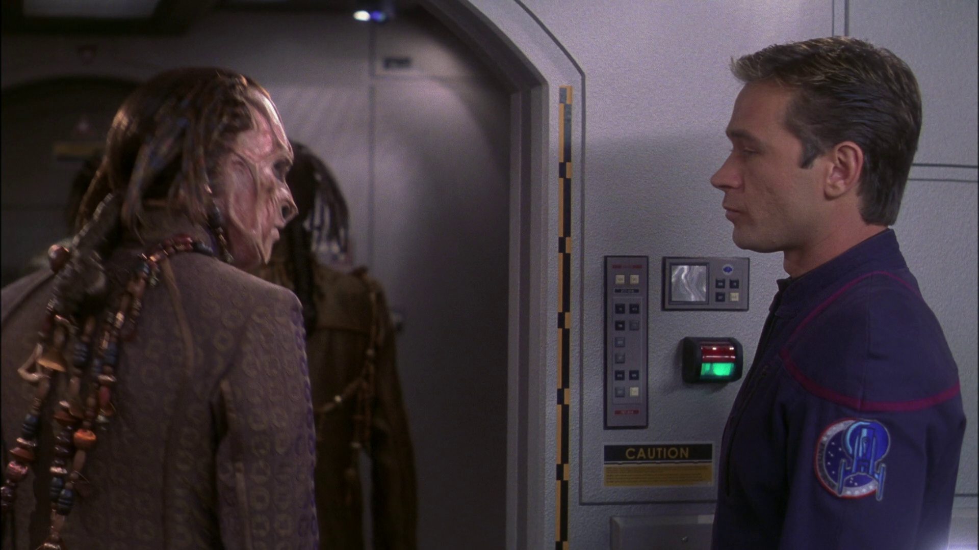 extant_StarTrek_ENT_1x22-VoxSola_0110.jpg