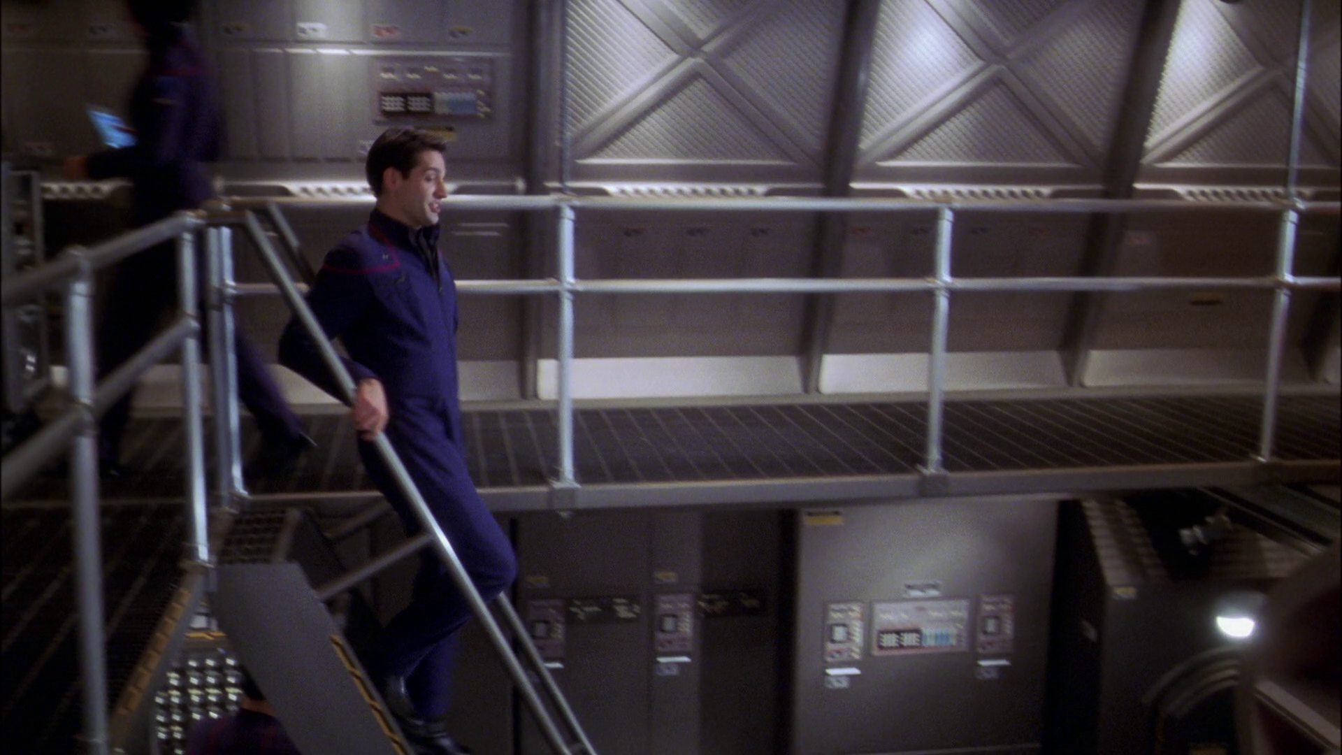 extant_StarTrek_ENT_1x22-VoxSola_0657.jpg
