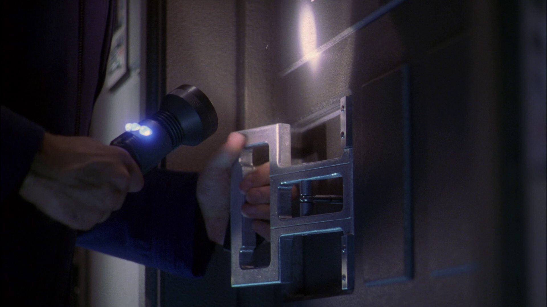 extant_StarTrek_ENT_1x22-VoxSola_0833.jpg
