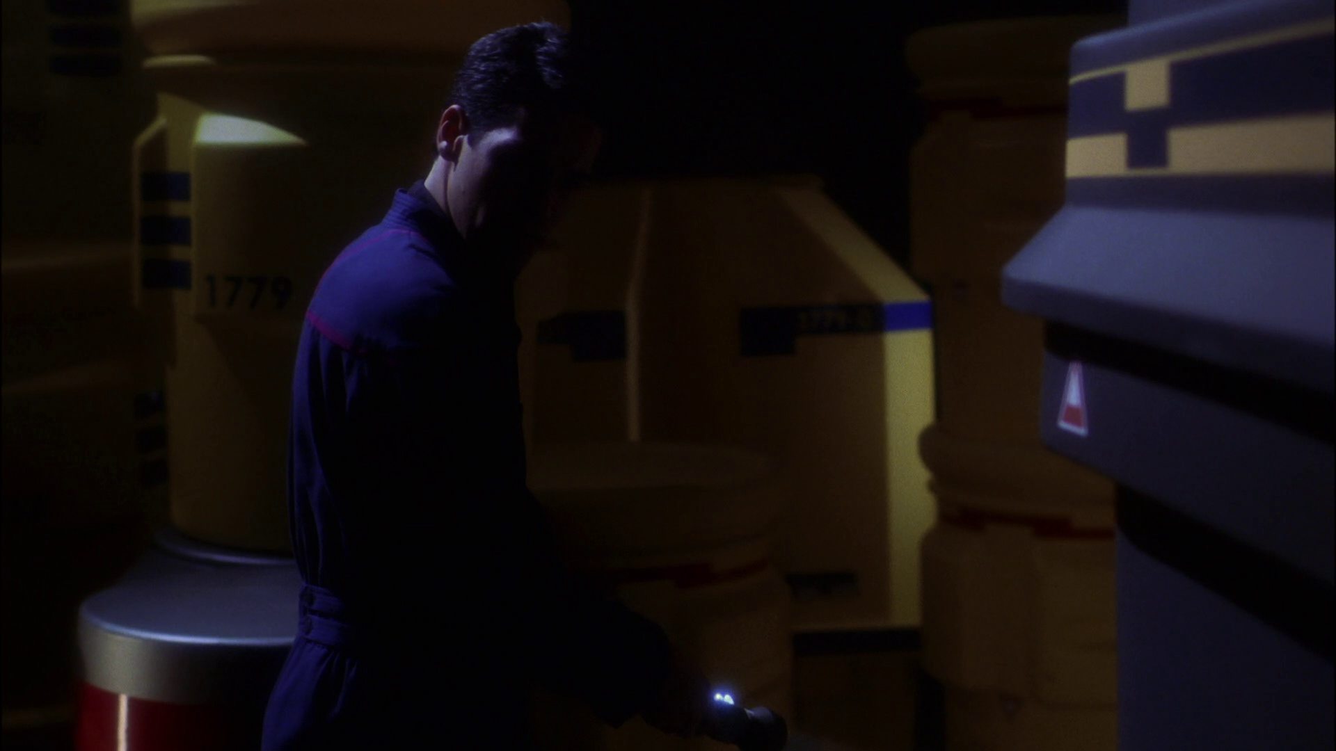 extant_StarTrek_ENT_1x22-VoxSola_0903.jpg