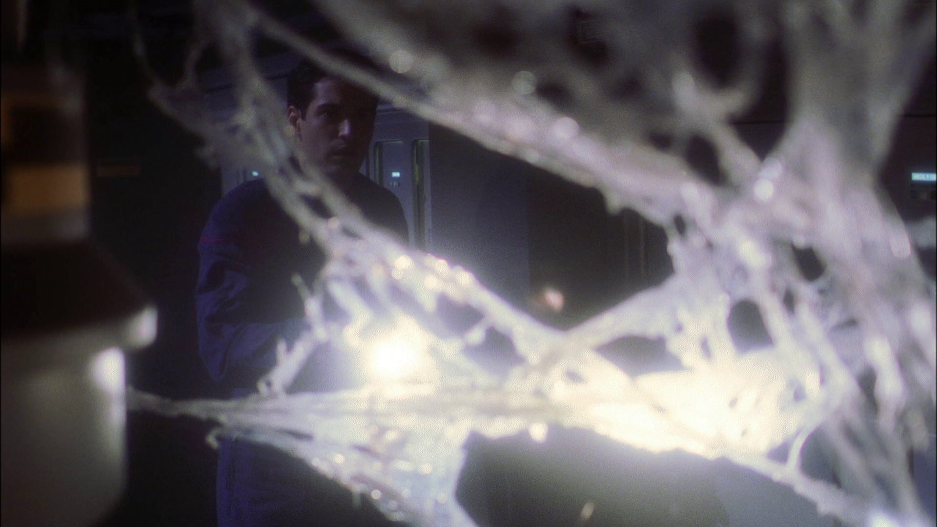 extant_StarTrek_ENT_1x22-VoxSola_0914.jpg