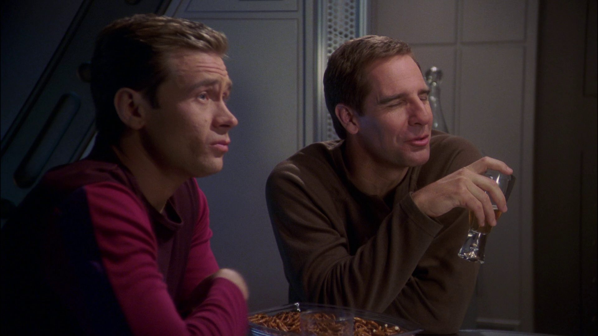 extant_StarTrek_ENT_1x22-VoxSola_1031.jpg