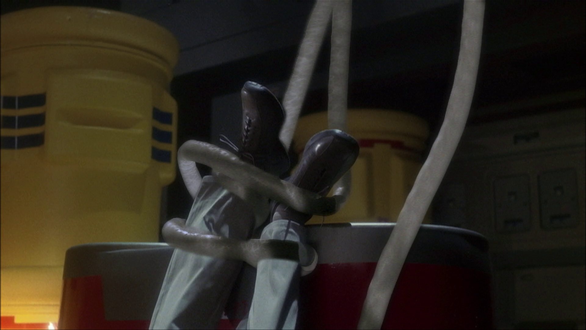 extant_StarTrek_ENT_1x22-VoxSola_1294.jpg