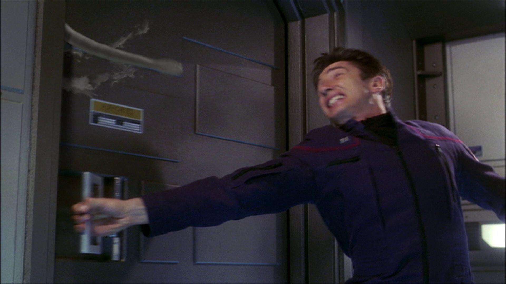 extant_StarTrek_ENT_1x22-VoxSola_1349.jpg