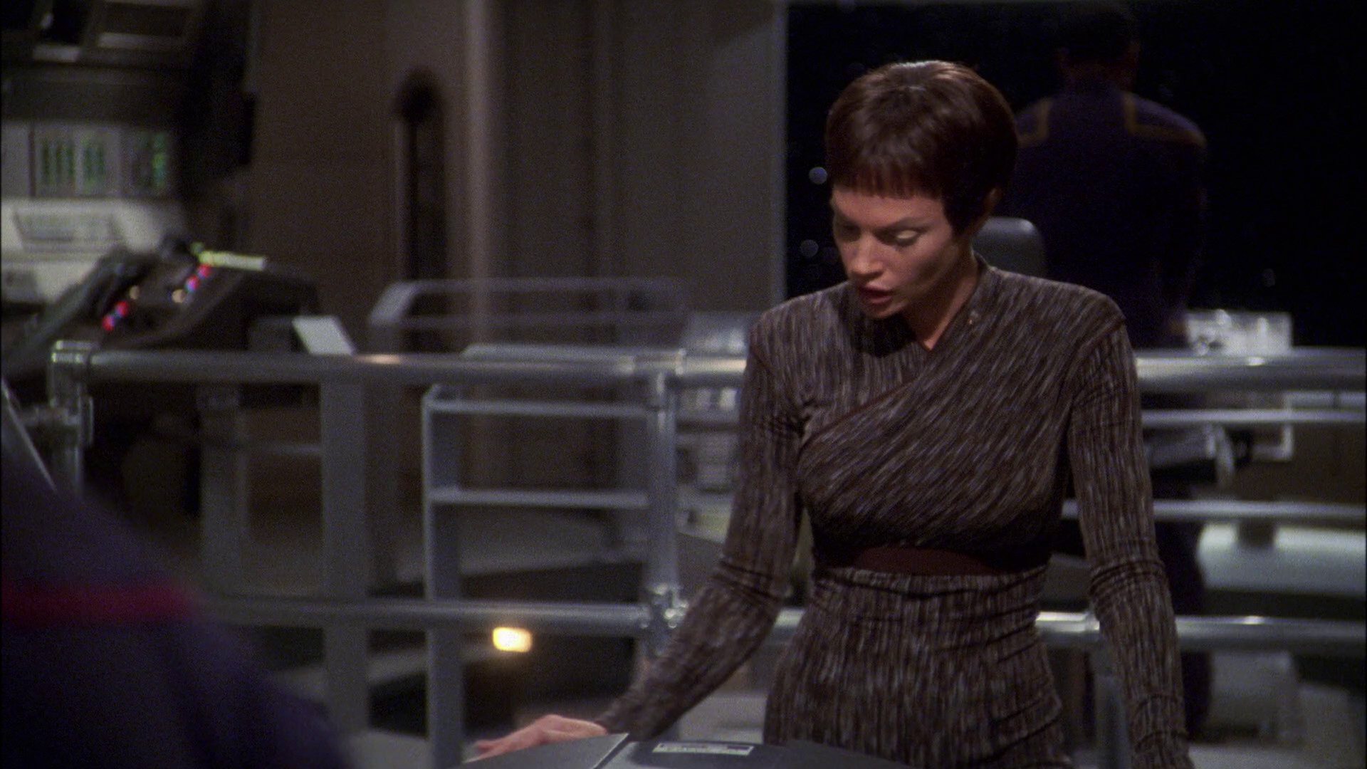 extant_StarTrek_ENT_1x22-VoxSola_1413.jpg