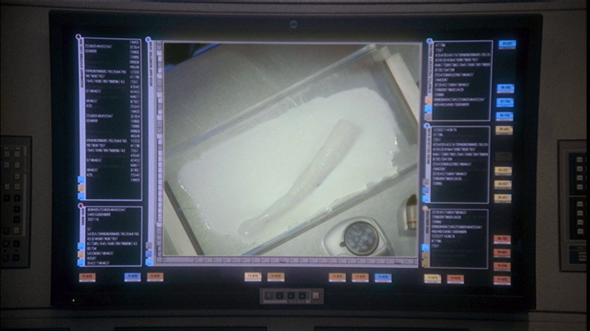 extant_StarTrek_ENT_1x22-VoxSola_1452.jpg