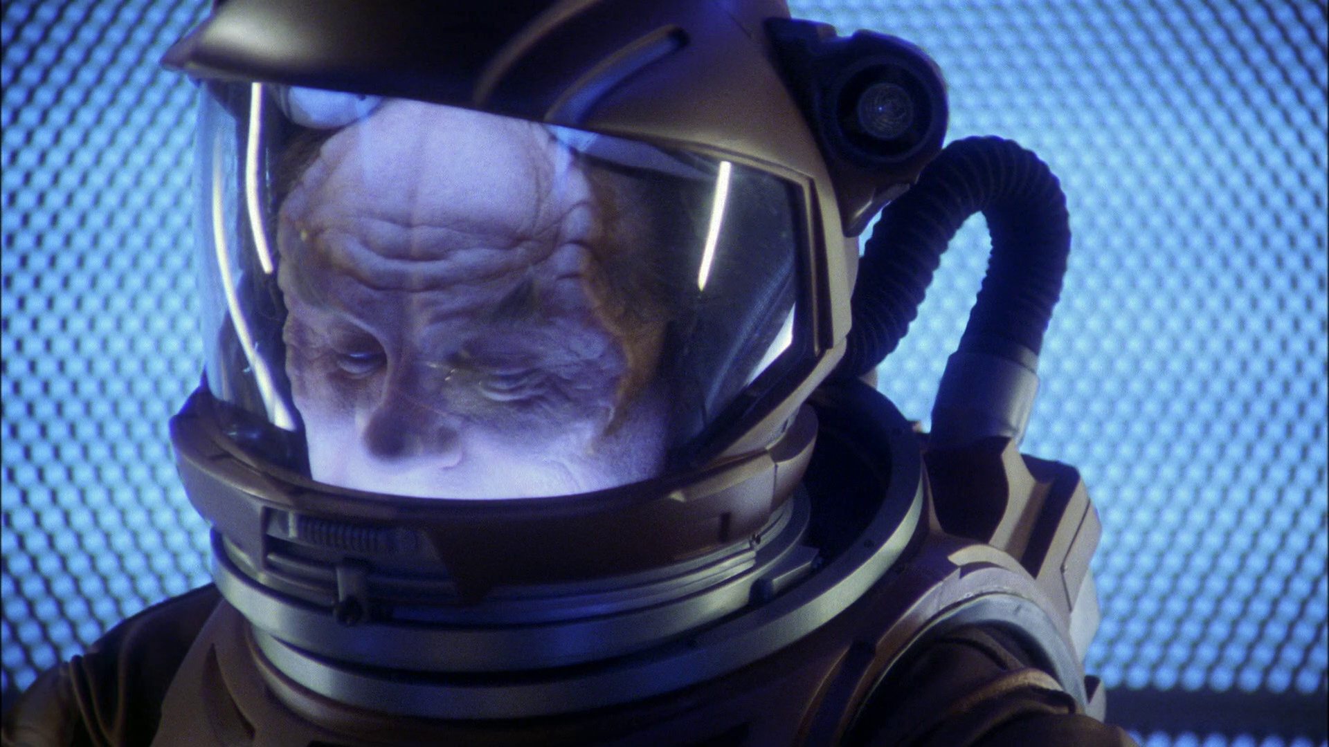 extant_StarTrek_ENT_1x22-VoxSola_1470.jpg