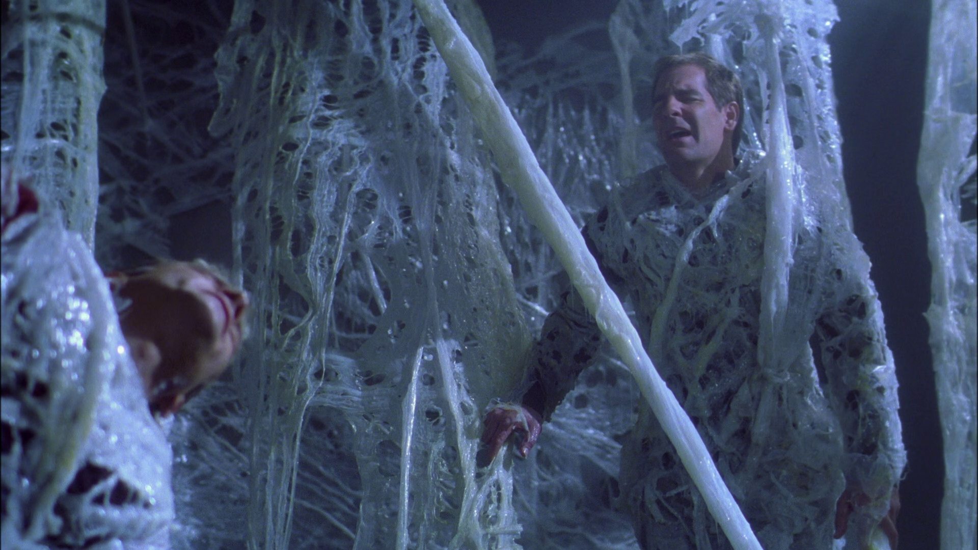 extant_StarTrek_ENT_1x22-VoxSola_1666.jpg