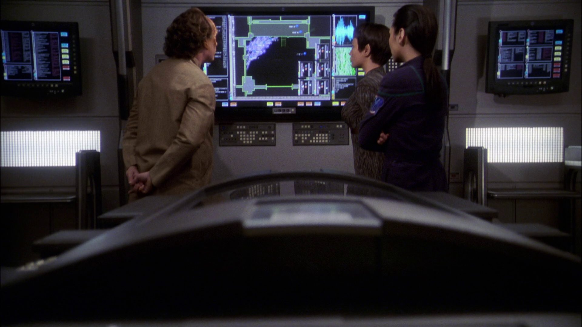 extant_StarTrek_ENT_1x22-VoxSola_1741.jpg