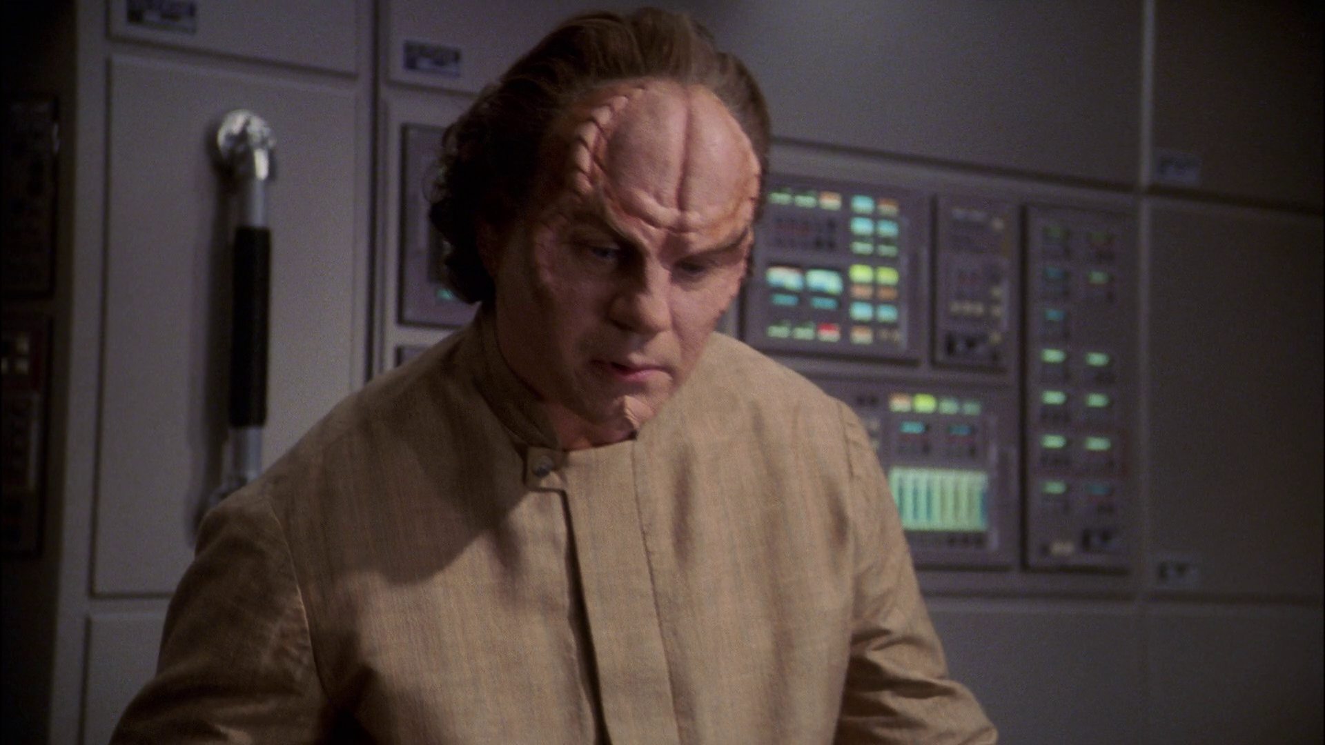 extant_StarTrek_ENT_1x22-VoxSola_1747.jpg