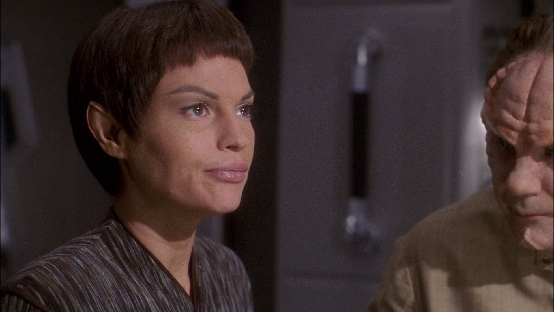 extant_StarTrek_ENT_1x22-VoxSola_1801.jpg