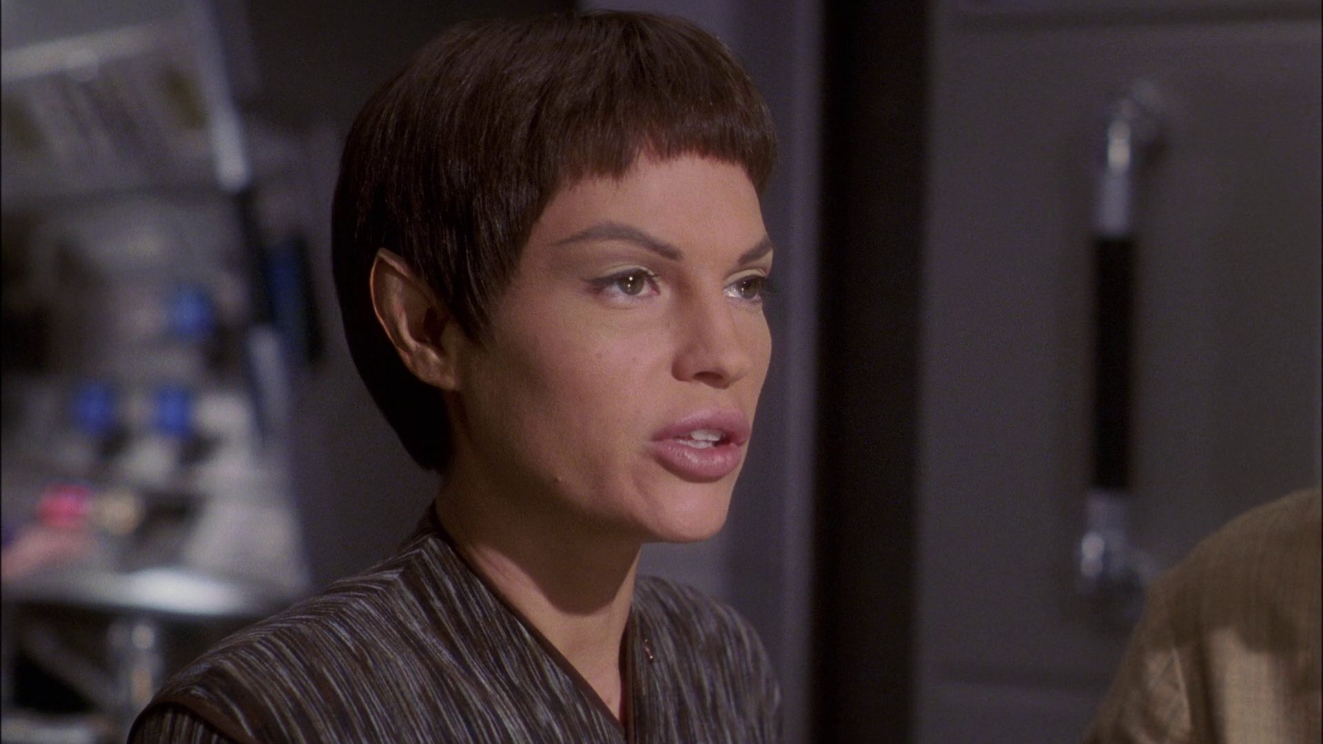 extant_StarTrek_ENT_1x22-VoxSola_1803.jpg