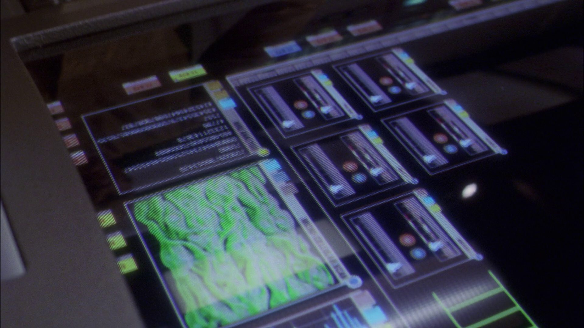extant_StarTrek_ENT_1x22-VoxSola_1820.jpg