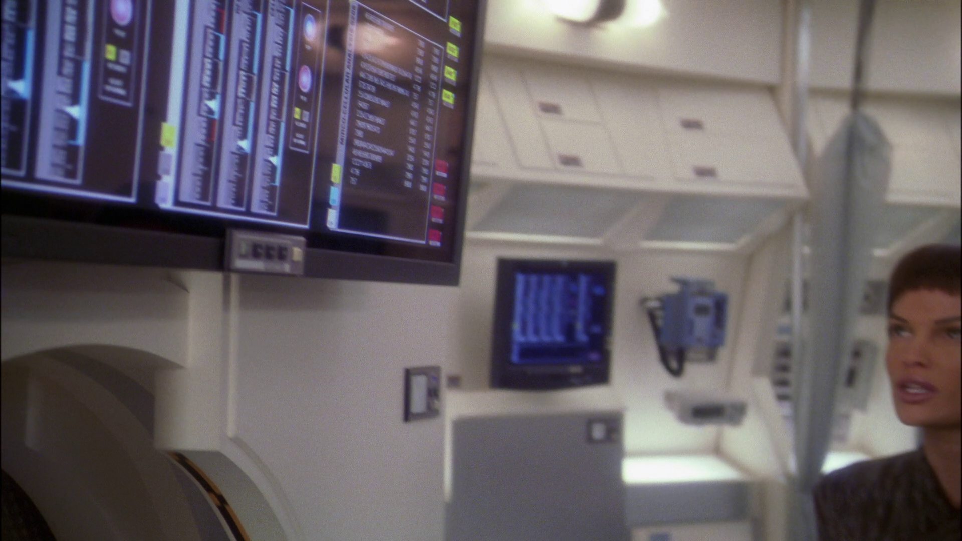 extant_StarTrek_ENT_1x22-VoxSola_1854.jpg