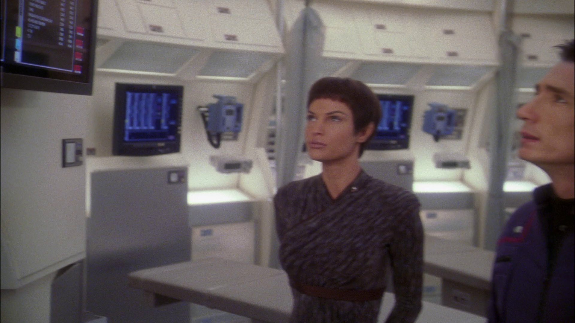 extant_StarTrek_ENT_1x22-VoxSola_1856.jpg