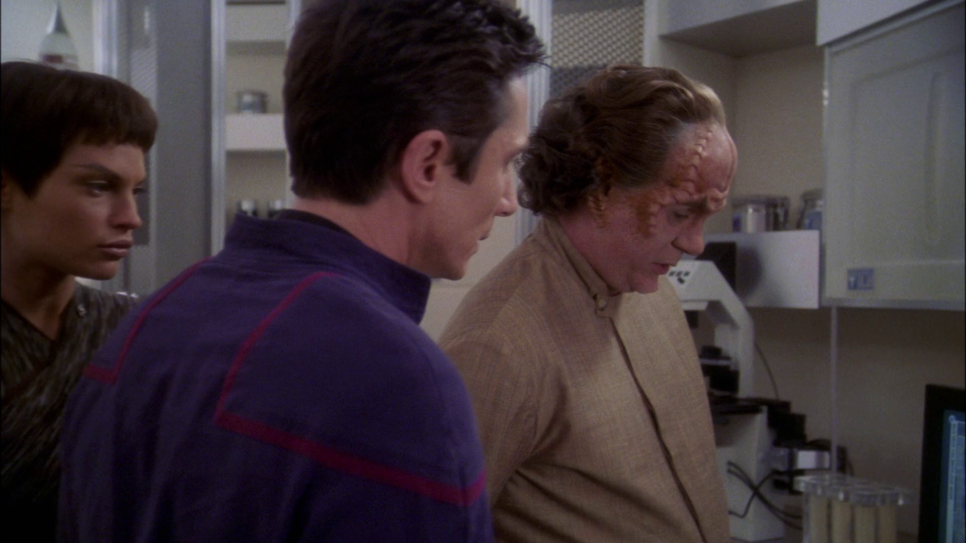 extant_StarTrek_ENT_1x22-VoxSola_1883.jpg