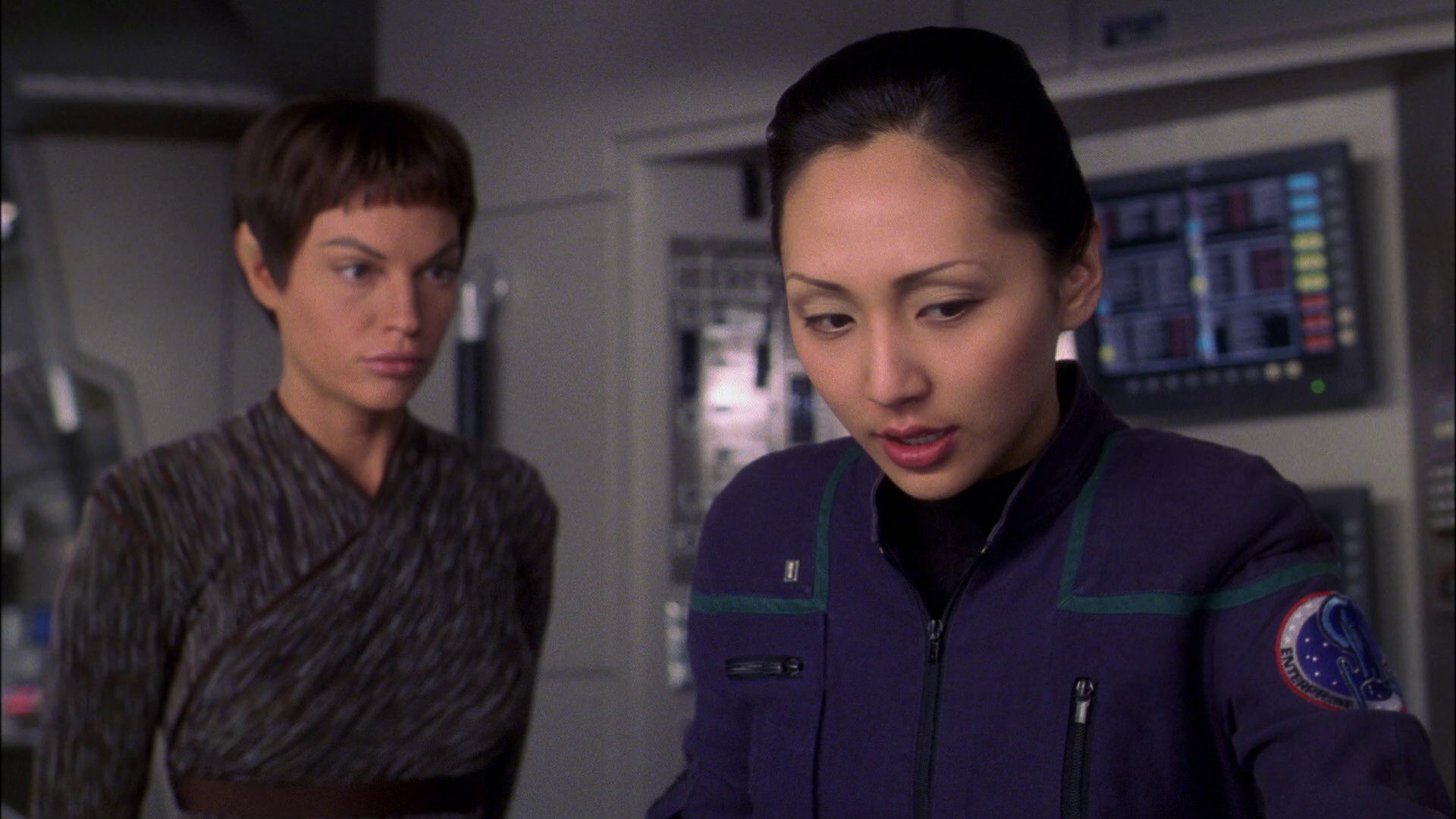 extant_StarTrek_ENT_1x22-VoxSola_2004.jpg
