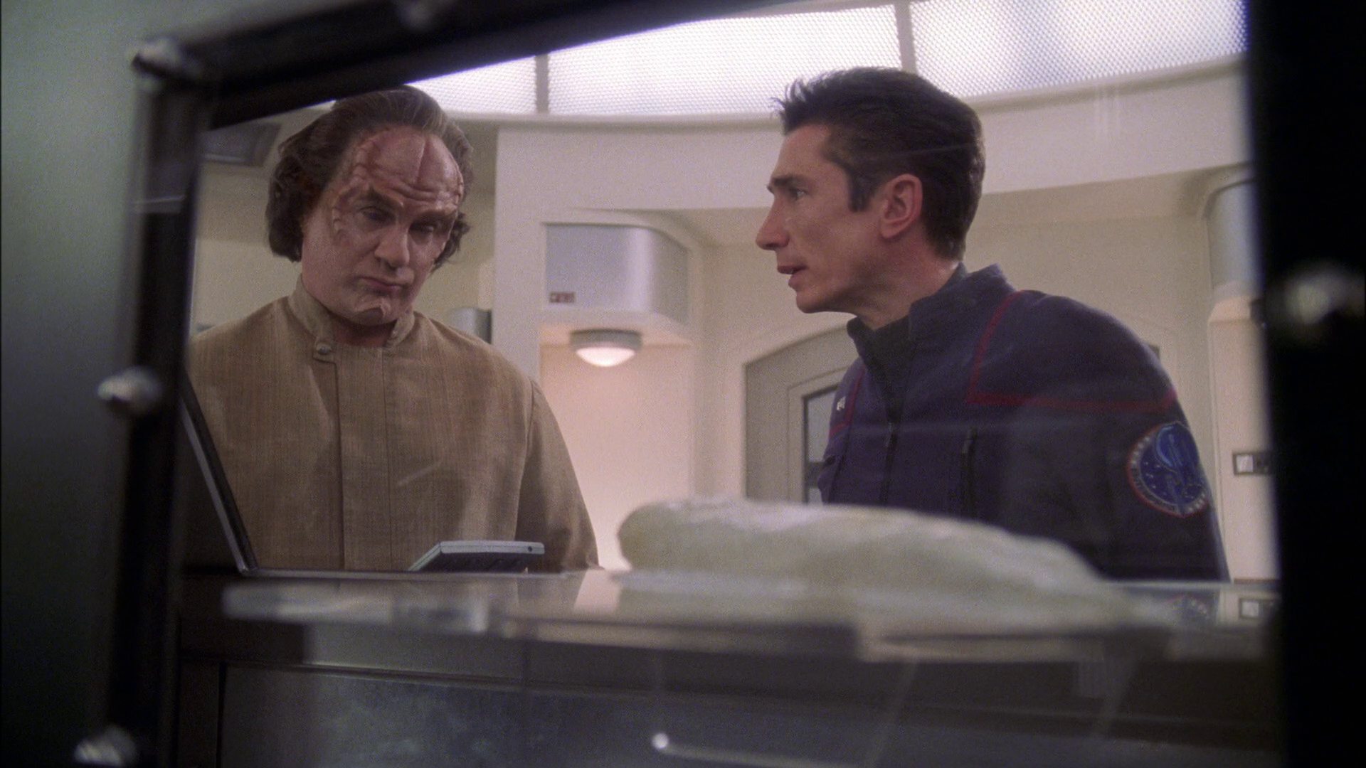 extant_StarTrek_ENT_1x22-VoxSola_2254.jpg
