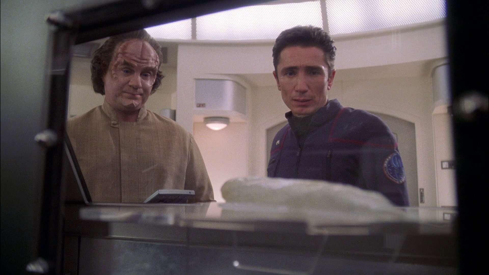 extant_StarTrek_ENT_1x22-VoxSola_2257.jpg