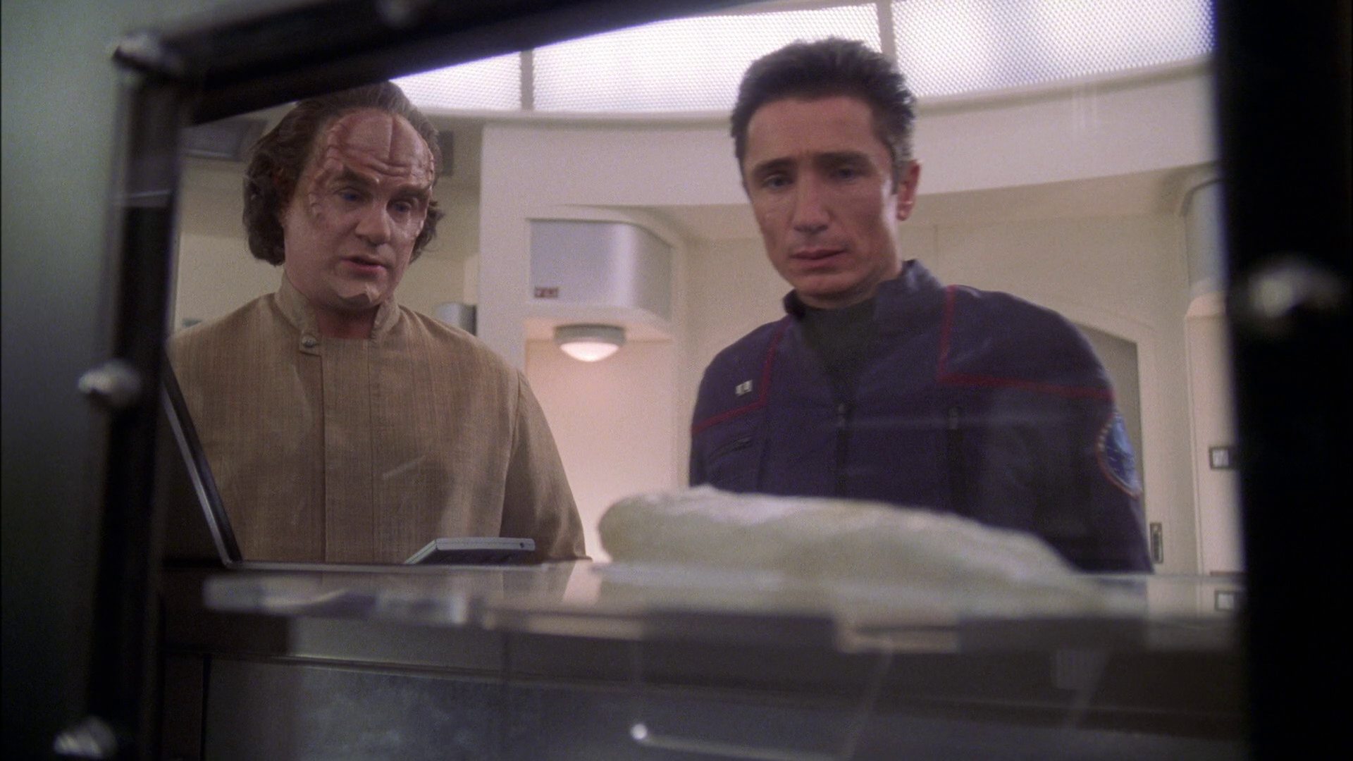 extant_StarTrek_ENT_1x22-VoxSola_2262.jpg