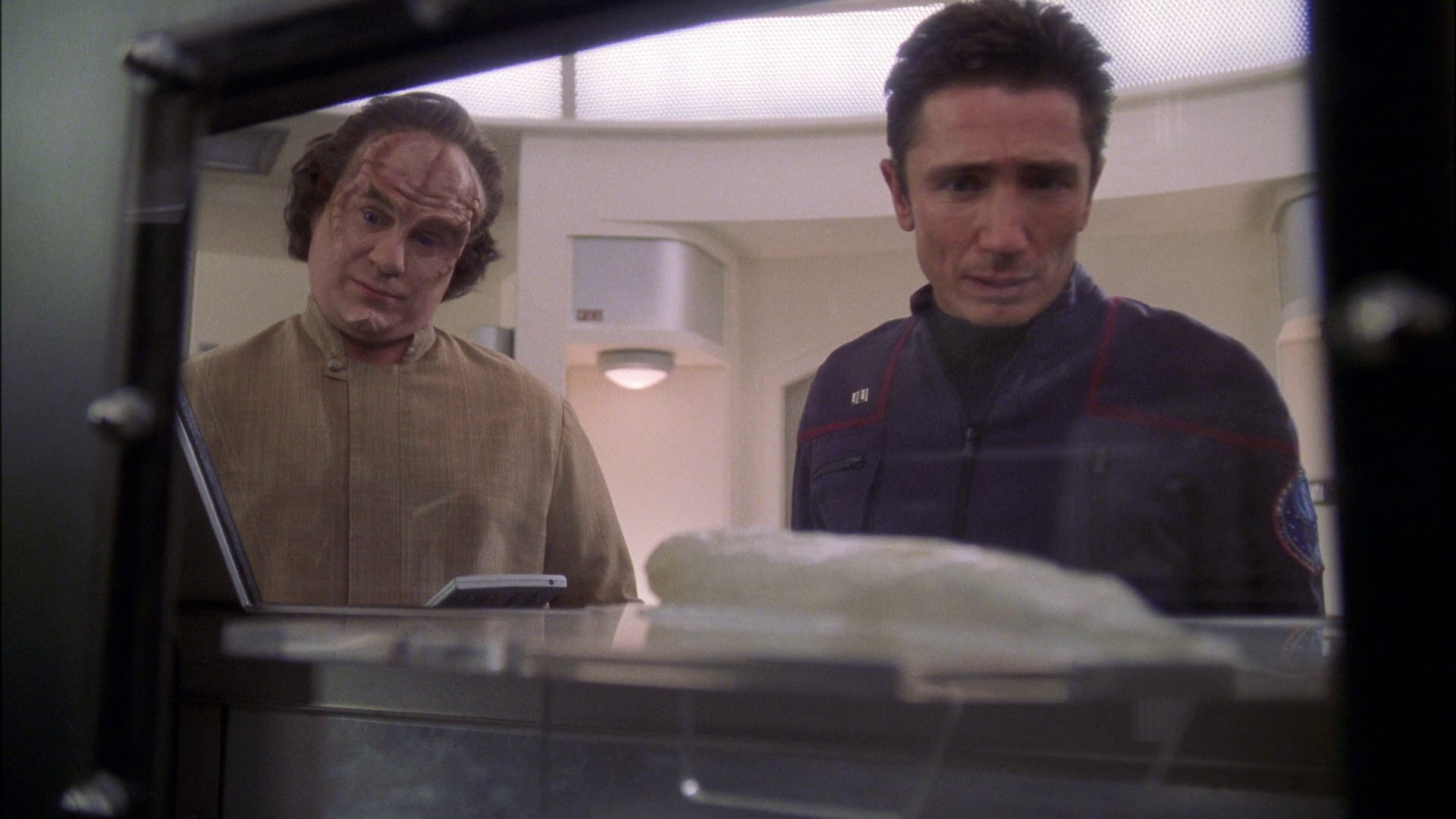 extant_StarTrek_ENT_1x22-VoxSola_2268.jpg