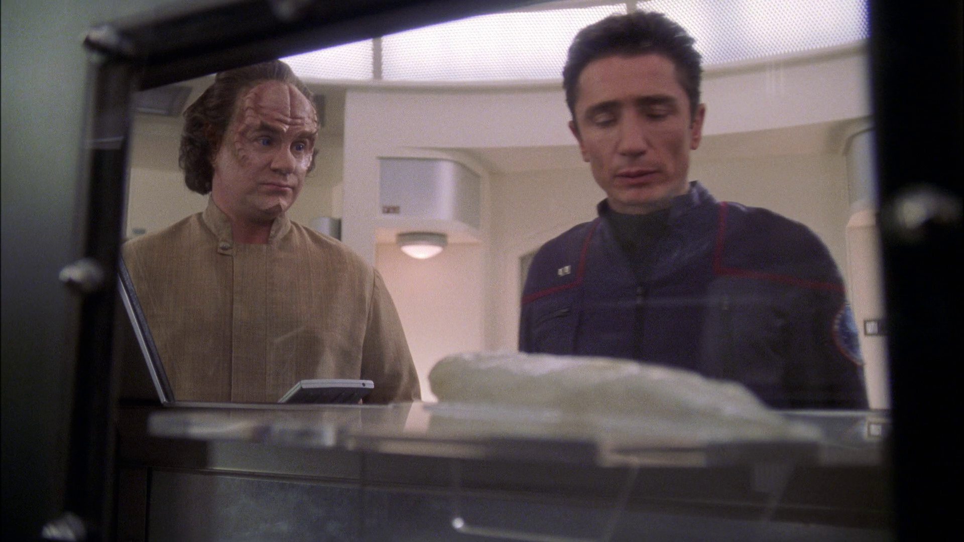 extant_StarTrek_ENT_1x22-VoxSola_2275.jpg