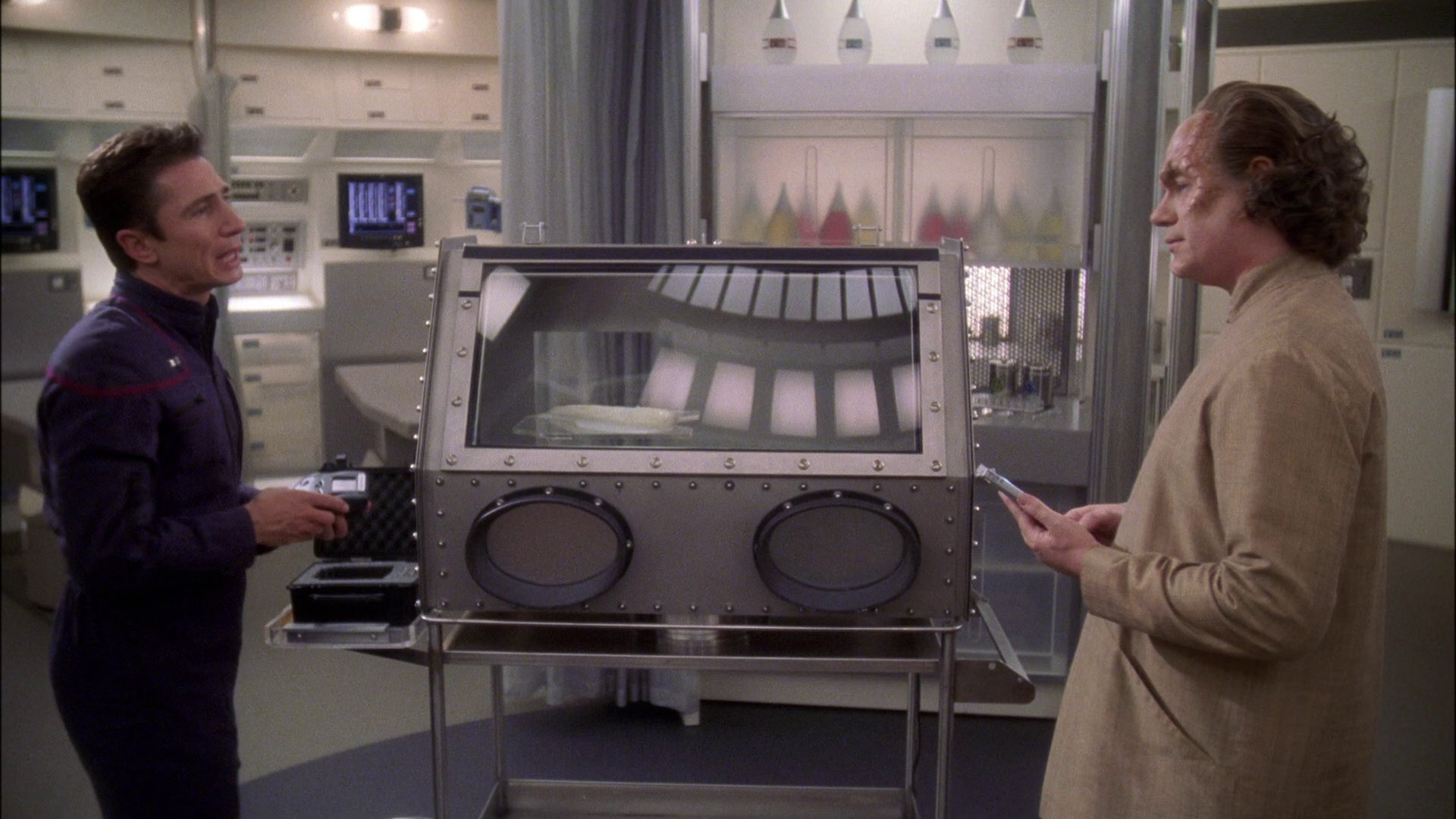 extant_StarTrek_ENT_1x22-VoxSola_2283.jpg