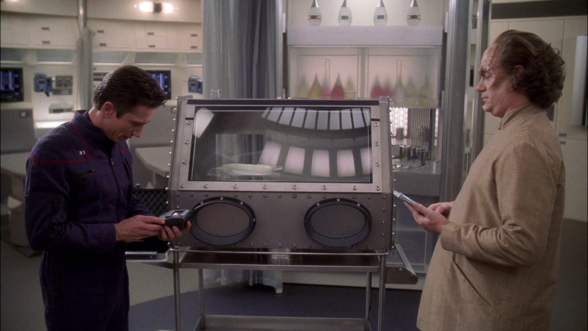 extant_StarTrek_ENT_1x22-VoxSola_2287.jpg