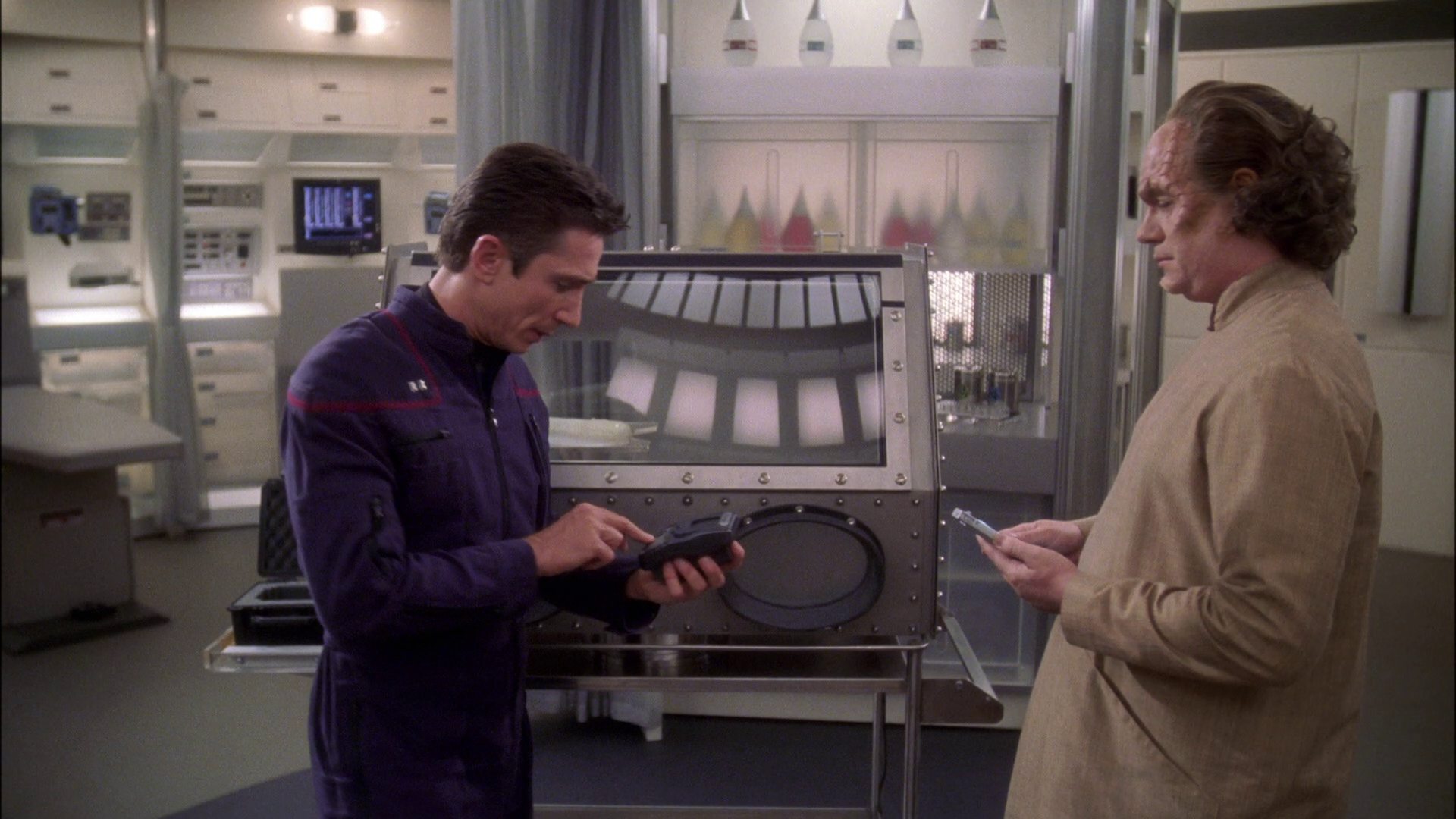 extant_StarTrek_ENT_1x22-VoxSola_2304.jpg