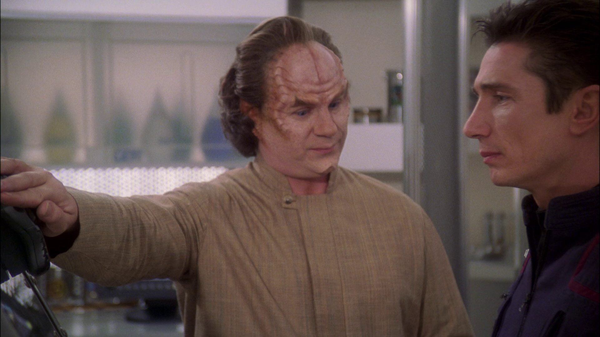 extant_StarTrek_ENT_1x22-VoxSola_2422.jpg