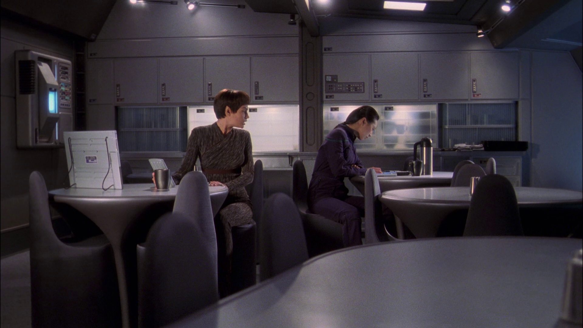 extant_StarTrek_ENT_1x22-VoxSola_2452.jpg