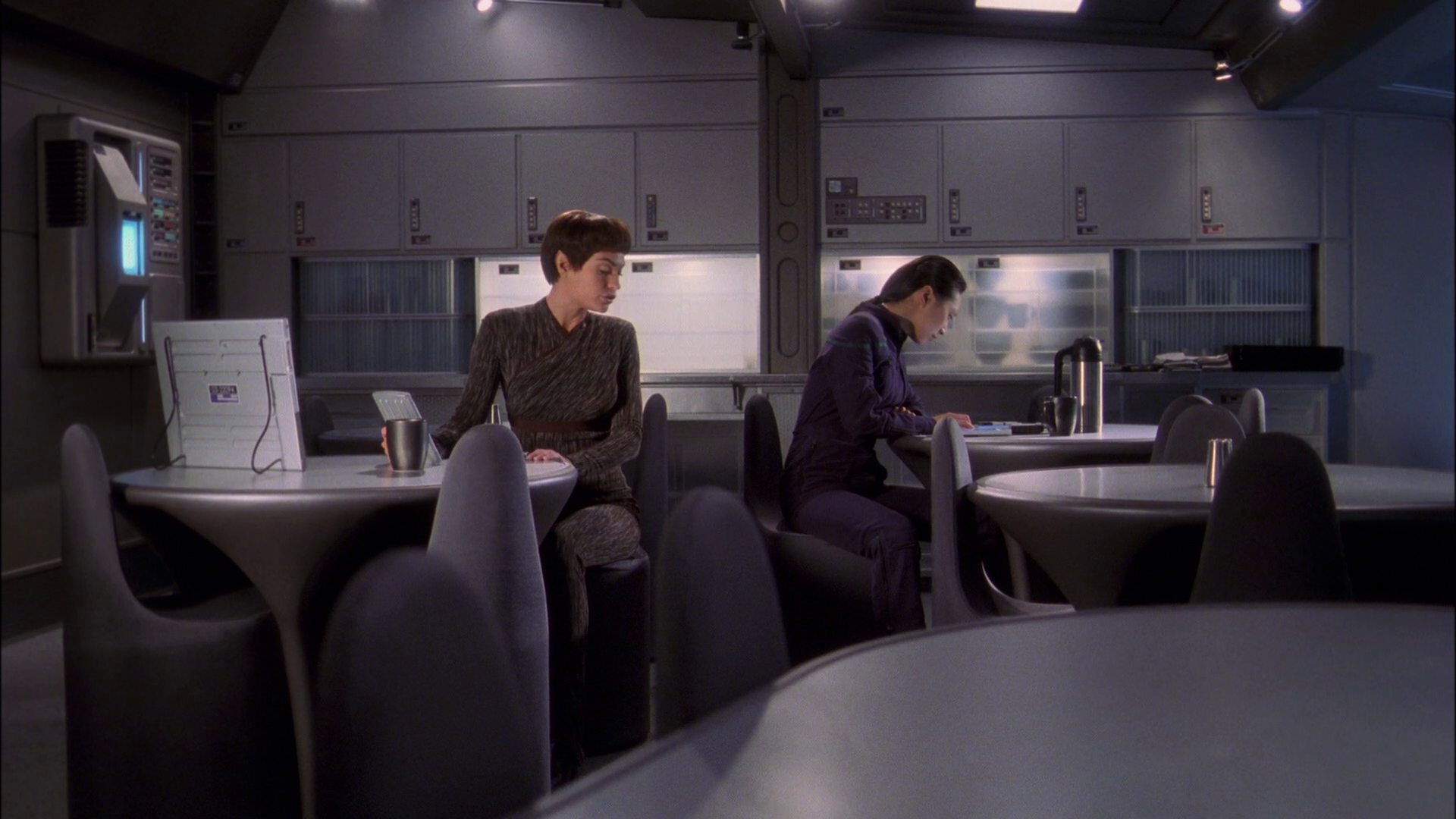 extant_StarTrek_ENT_1x22-VoxSola_2453.jpg