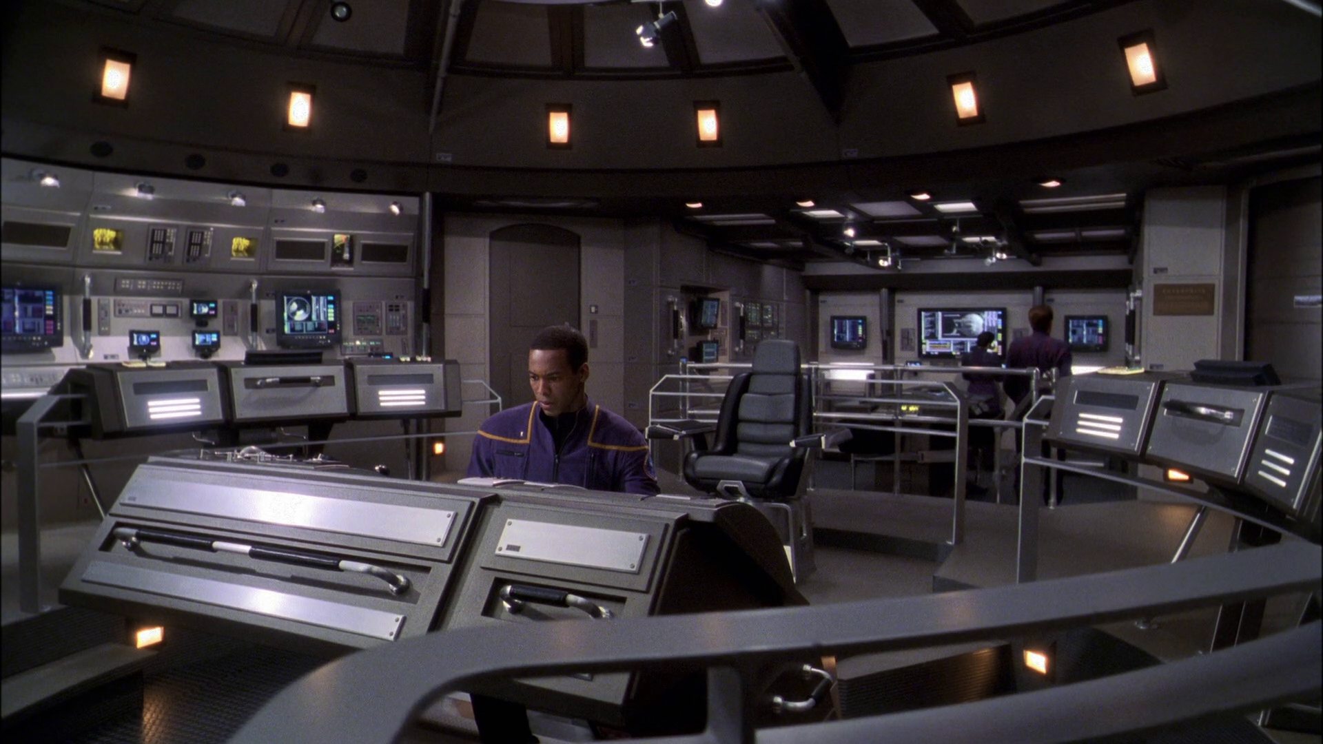 extant_StarTrek_ENT_1x22-VoxSola_2563.jpg