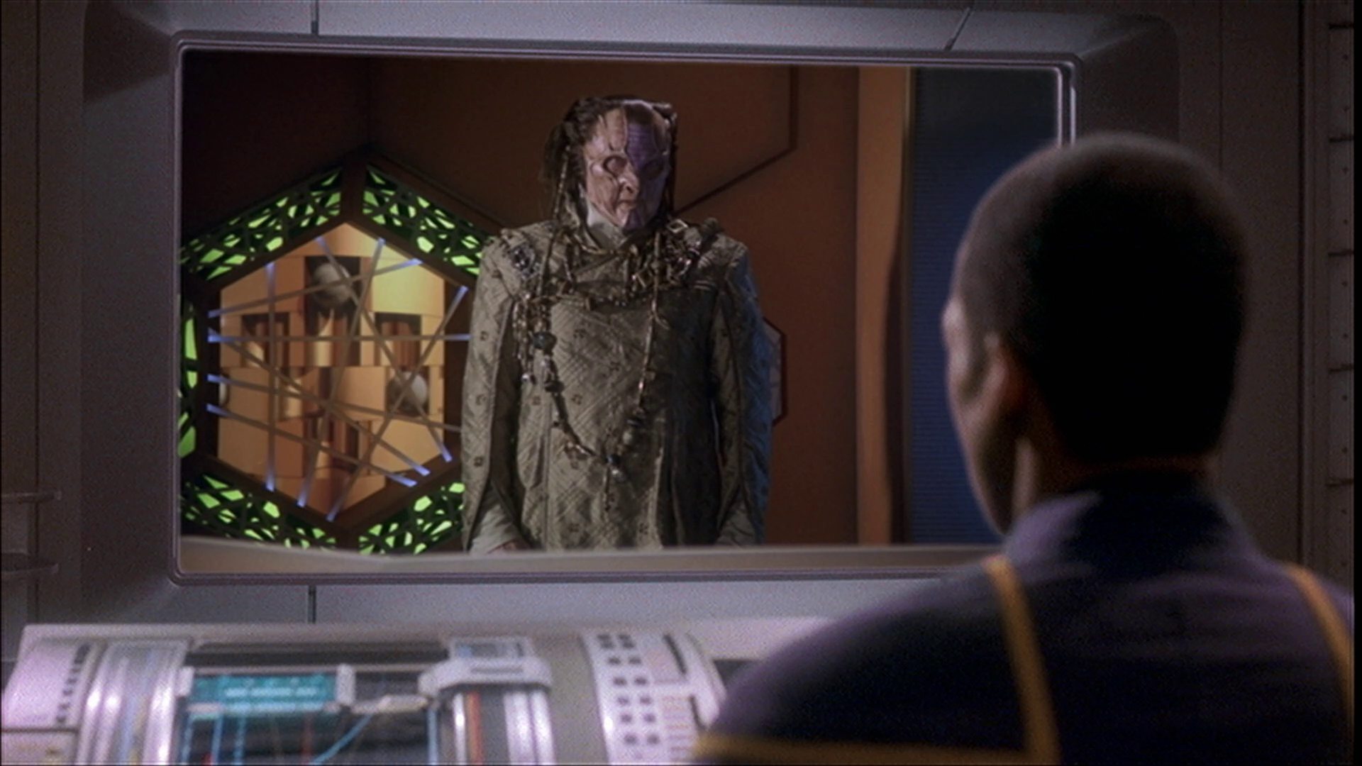 extant_StarTrek_ENT_1x22-VoxSola_2614.jpg