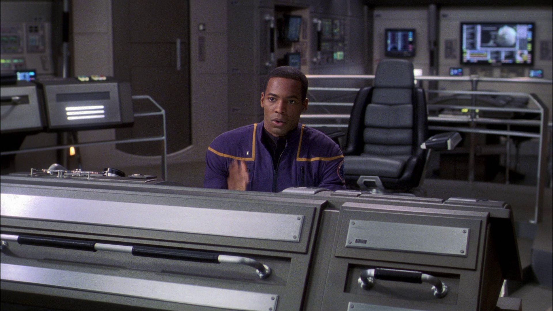 extant_StarTrek_ENT_1x22-VoxSola_2616.jpg