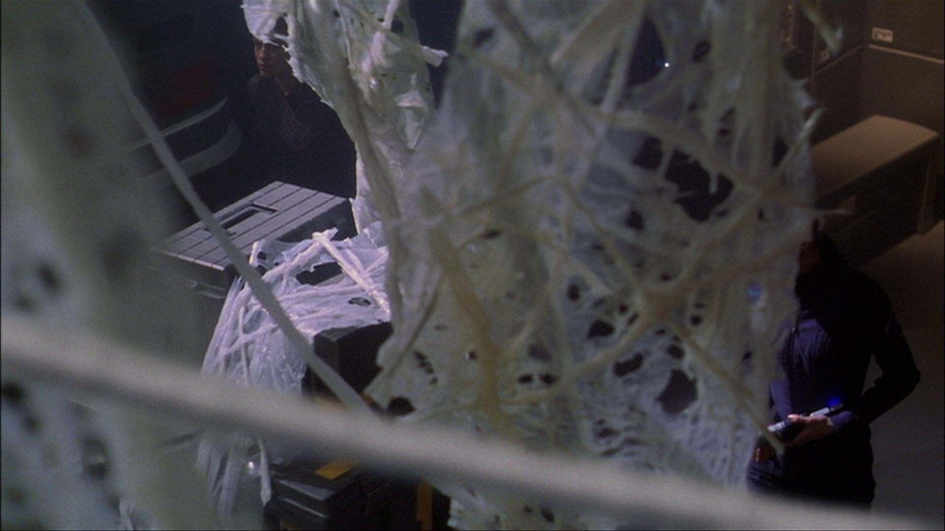 extant_StarTrek_ENT_1x22-VoxSola_3461.jpg