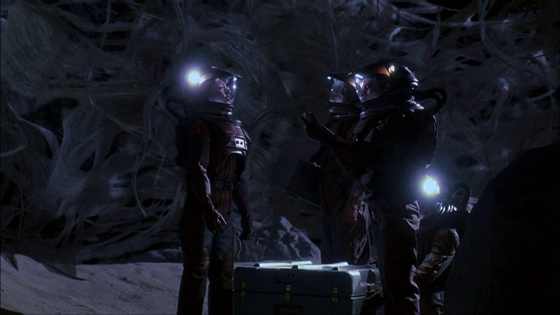extant_StarTrek_ENT_1x22-VoxSola_3561.jpg