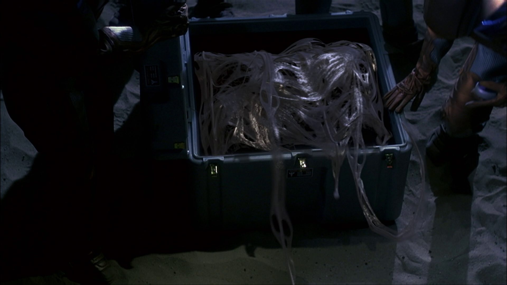 extant_StarTrek_ENT_1x22-VoxSola_3595.jpg