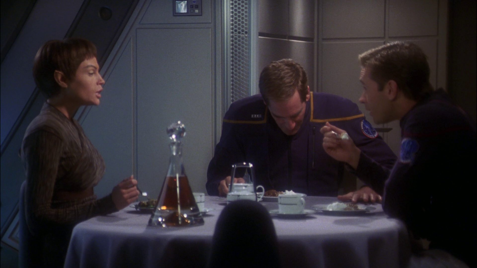 extant_StarTrek_ENT_1x23-FallenHero_0006.jpg